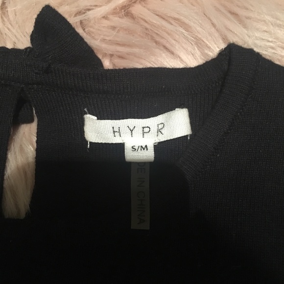 🌸 Cropped black sweater with back bow detail - Picture 4 of 6